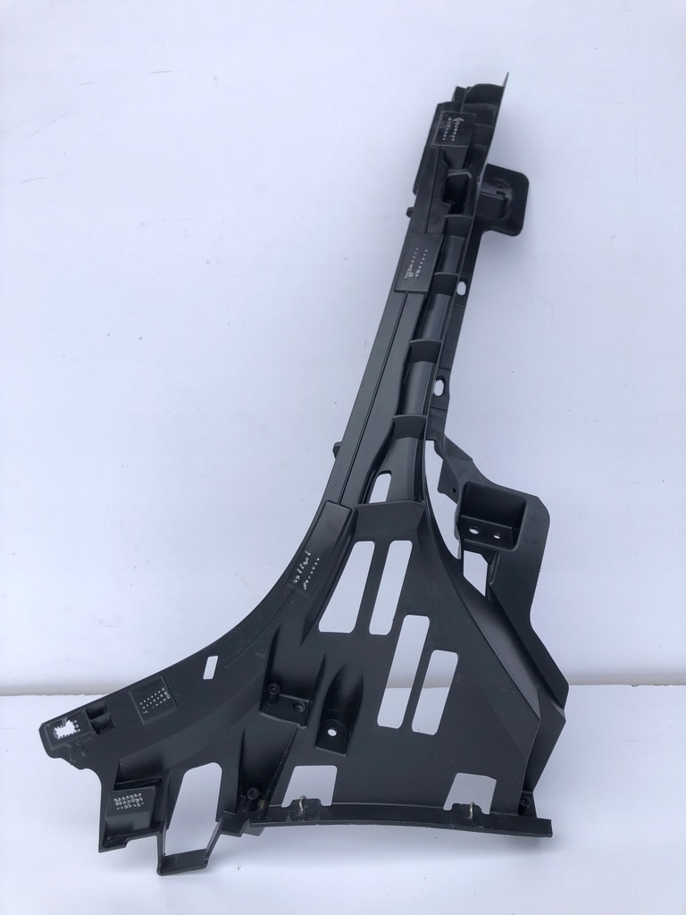 фото №1, Volkswagen оригинальный номер 269208475r направляющая бампера