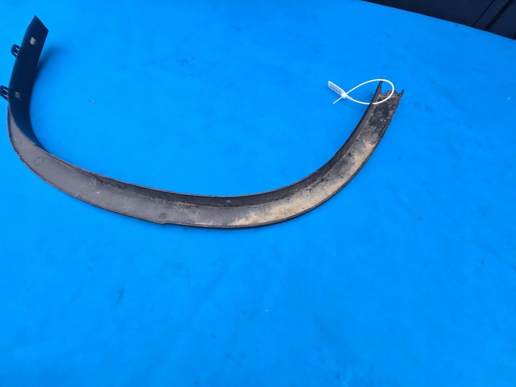 Накладка молдинг крыла задний  сторона правая bmw x1 e84 2990172 оригинал Недорого