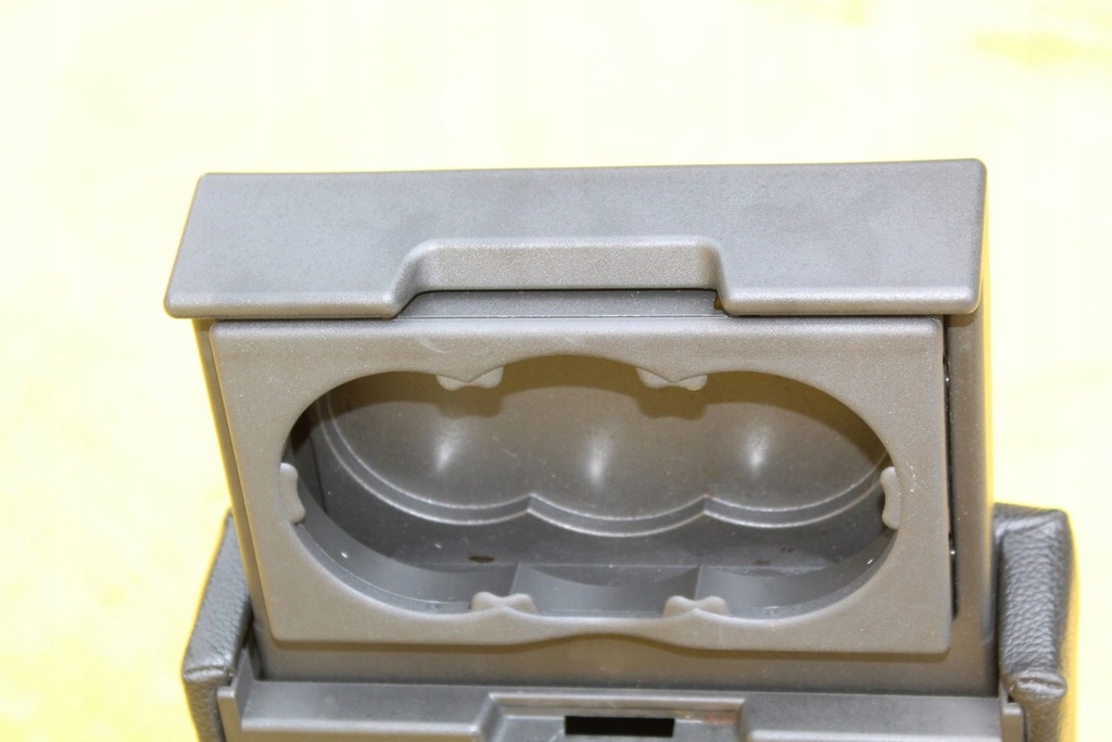 фото №11, Спинка сидіння лівий задня mercedes w211 sedan шкіра