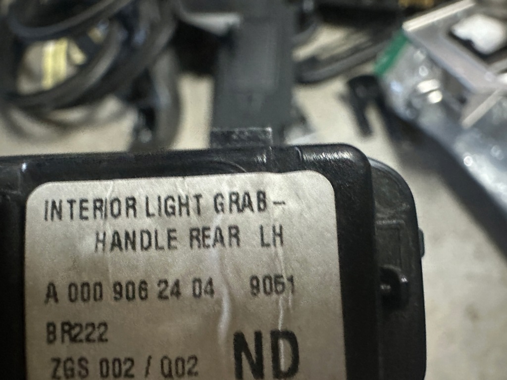 фото №4, Mercedes w222 s-klasa лампа ручки стельовий lh