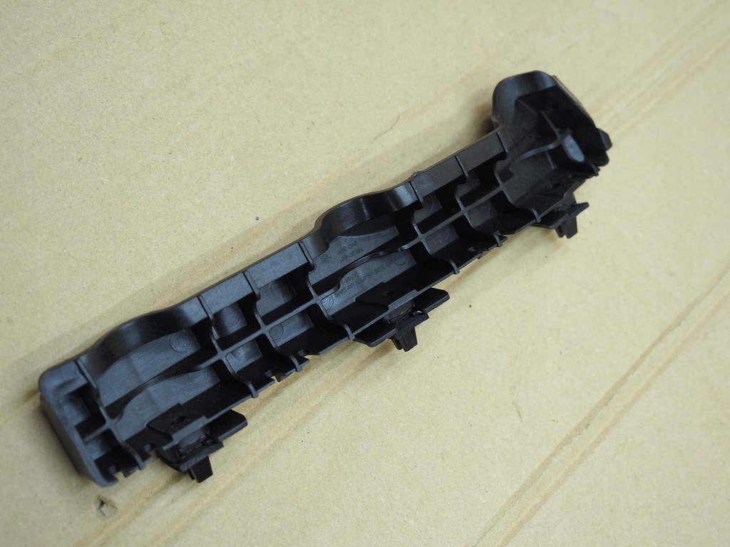 фото №12, Направляющая бампера левый задняя hyundai i10 86615-b9500