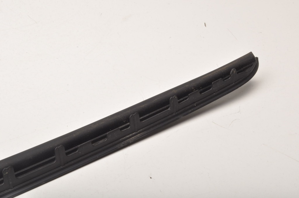 Bmw 2 f44 gran купе молдинг скло передньої лобове права 7475980 Київ