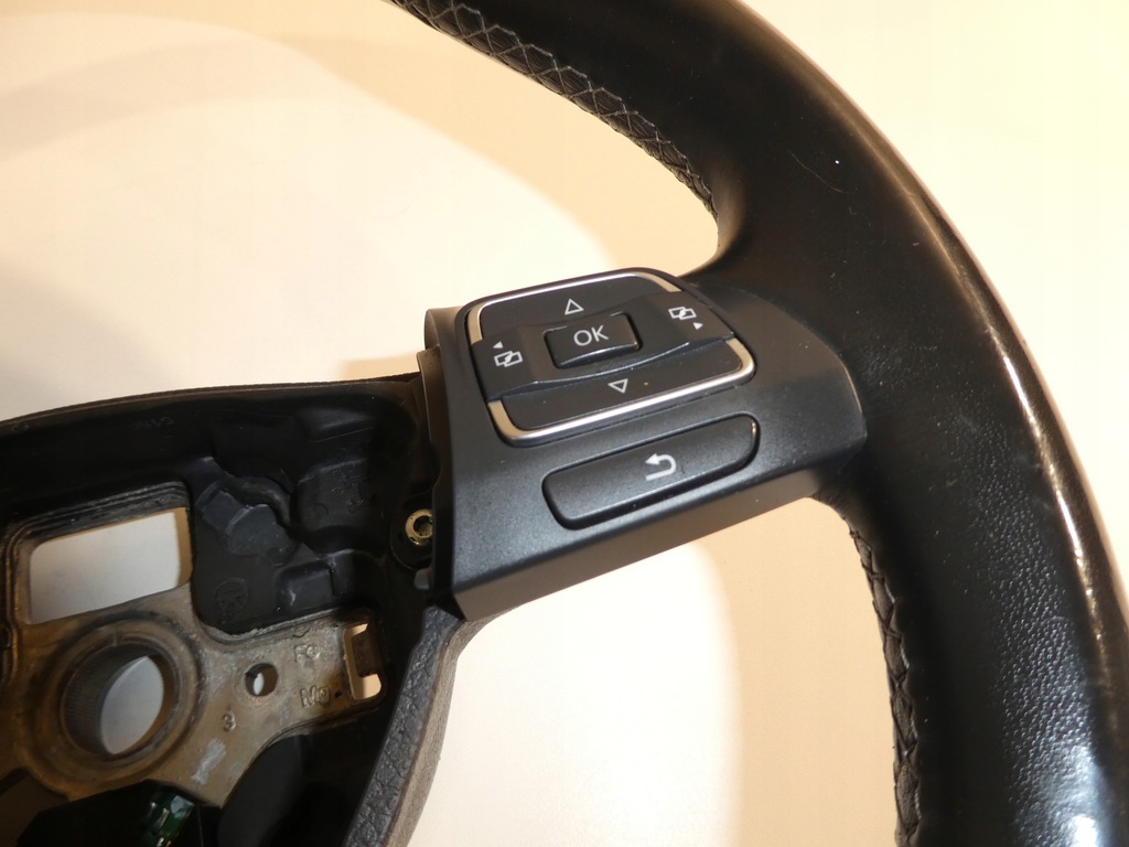 фото №9, Воздуховод кожаный vw golf vi jetta touran