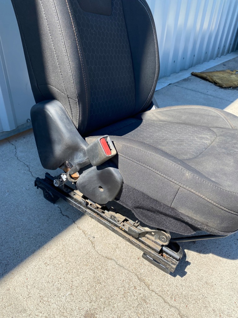 фото №14, Jeep compass ii 17- сиденье заднее сиденье задняя велюр usa