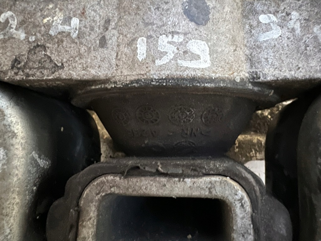 фото №4, Подушка двигуна alfa romeo 159 brera spider 2.4 jtdm