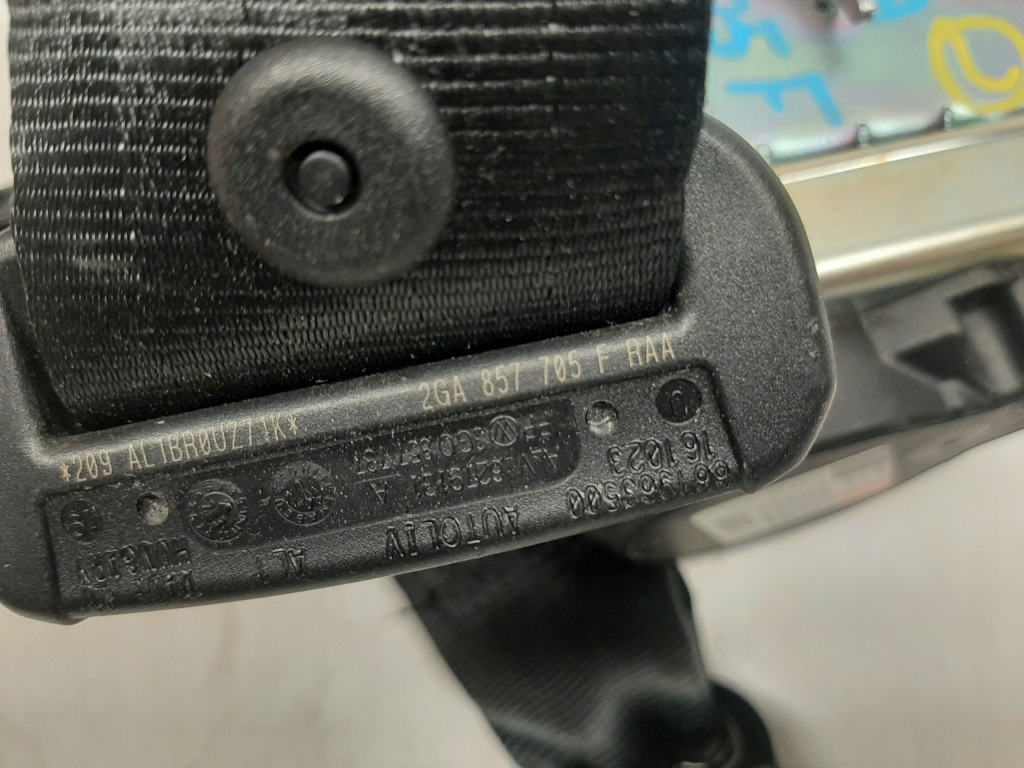 Volkswagen t-roc 2017- ремінь безпеки лівий перед 2ga857705f Оригінал