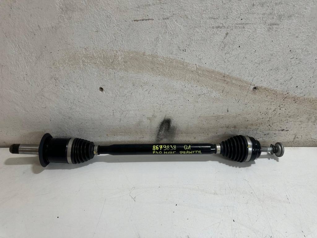 фото №1, Bmw f40 f44 x2 f39 приводной вал правый задняя 8679838