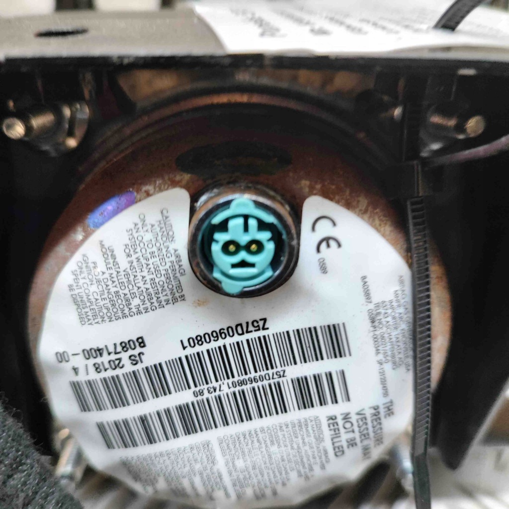 Подушка подушка безопасности пассажира tesla model x 104800900d 30382020 568kw 2018 Киев