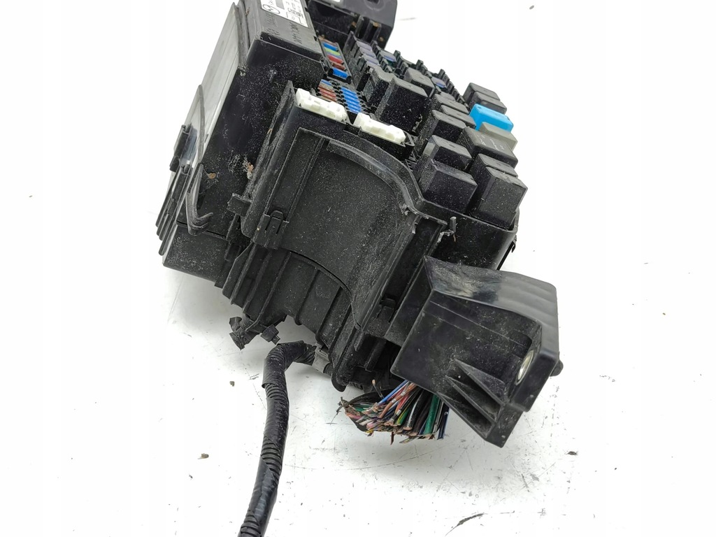 фото №9, Mazda cx-5 2016 рамка / модуль предохранителей