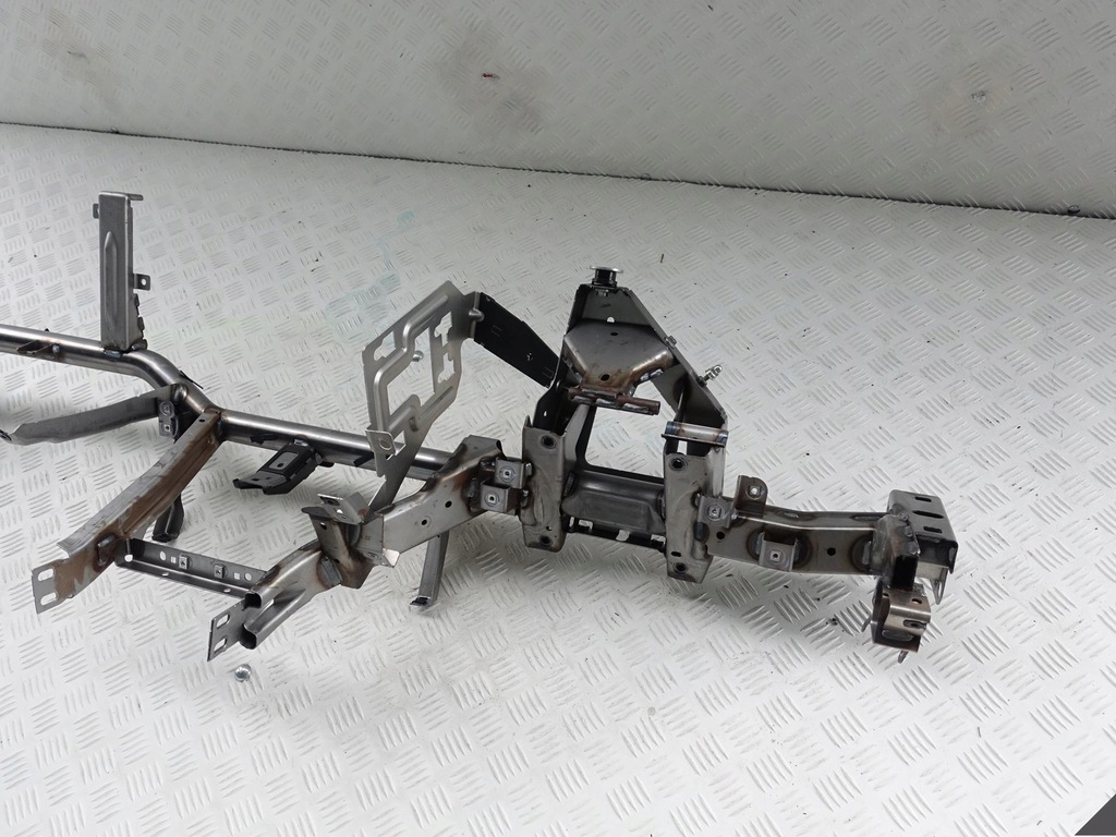 фото №8, Каркас балка консолі porsche оригінальний номер 7p0971882