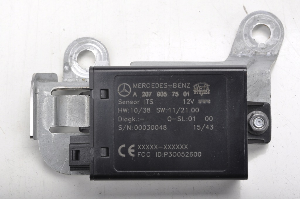 фото №1, Mercedes w207 модуль блок керування a2079057501 камери