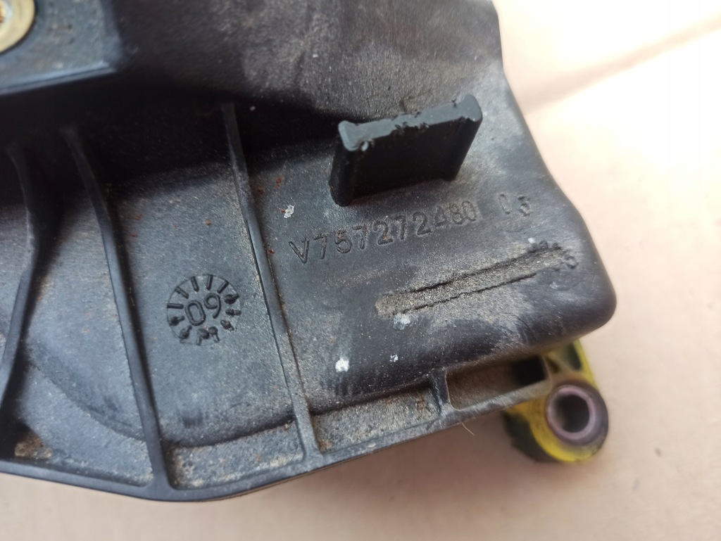 фото №11, Крышка клапанов mini citroen peugeot 1.4vti 100tys