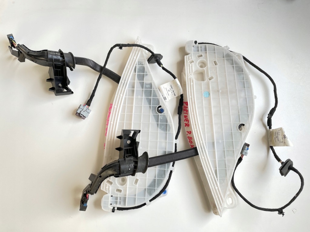 фото №1, Электропроводка дверь partner berlingo левая правая bok