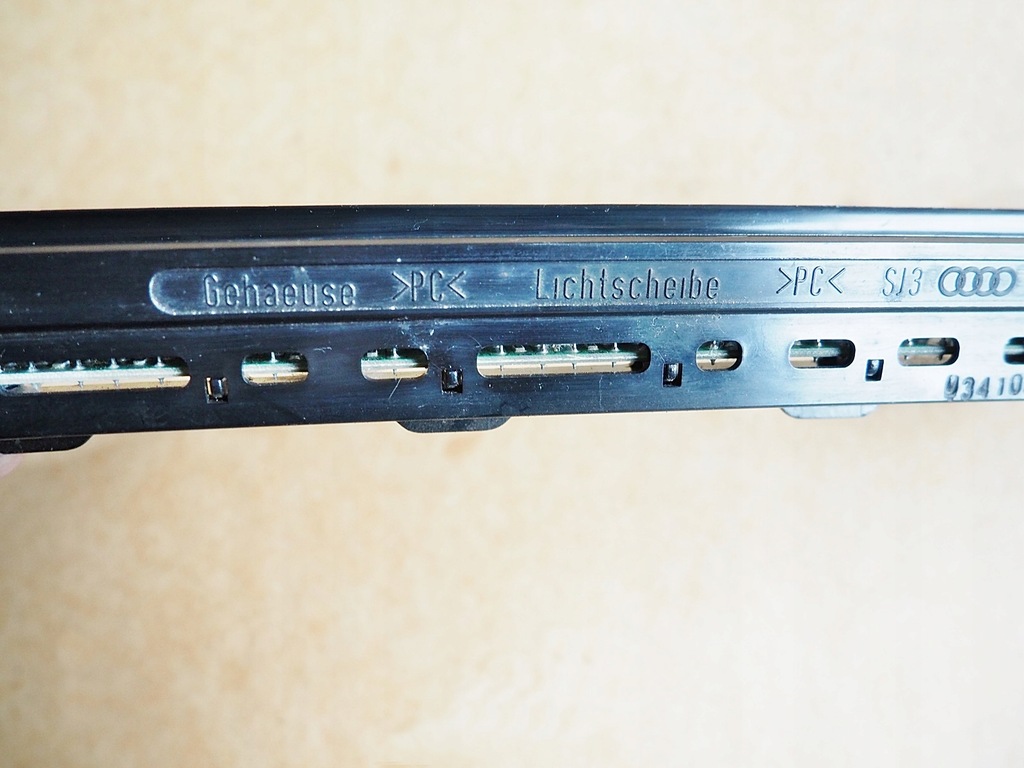 фото №6, Audi a2 світло стоп стоп-сигнал додаткові третій 8z0945097 w кришка багажника задній