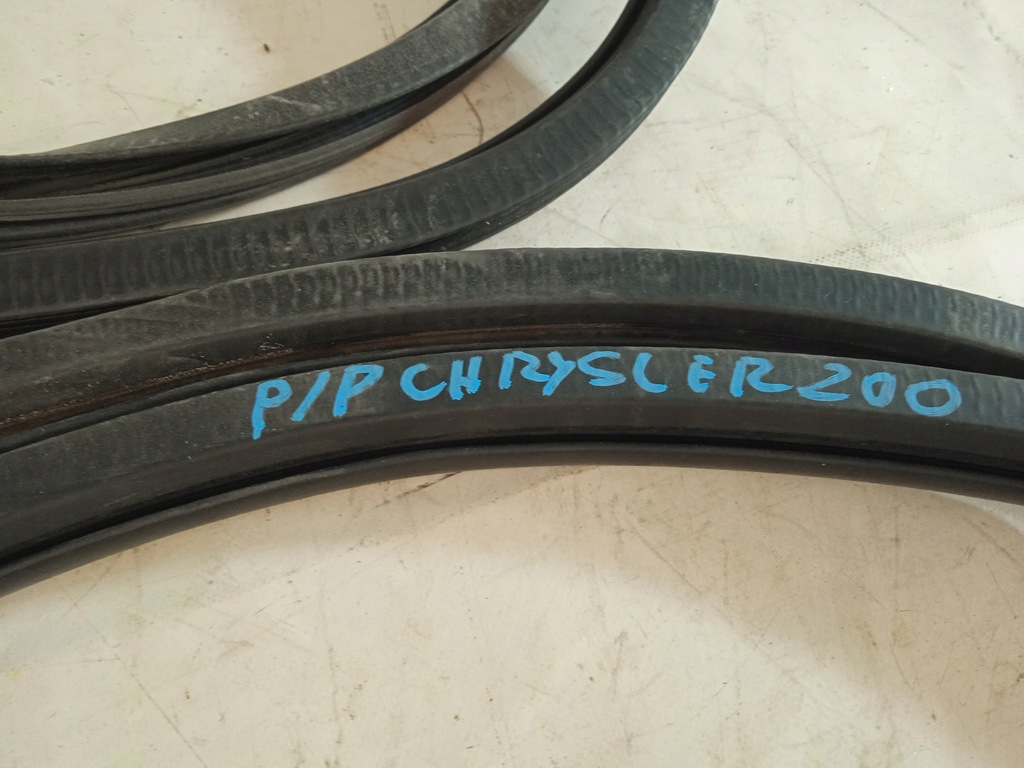 фото №9, Chrysler 200 15- прокладка дверь перед задняя usa