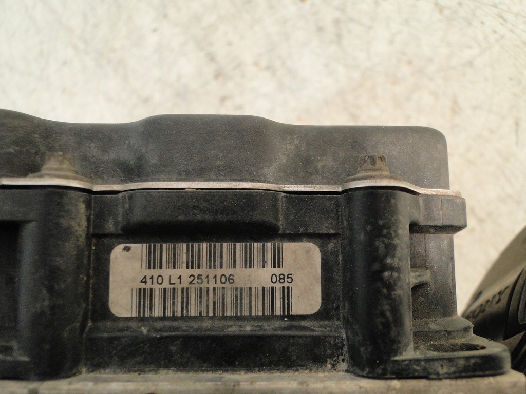 фото №7, Renault clio iii 2.0 sport насос abs 8200443546