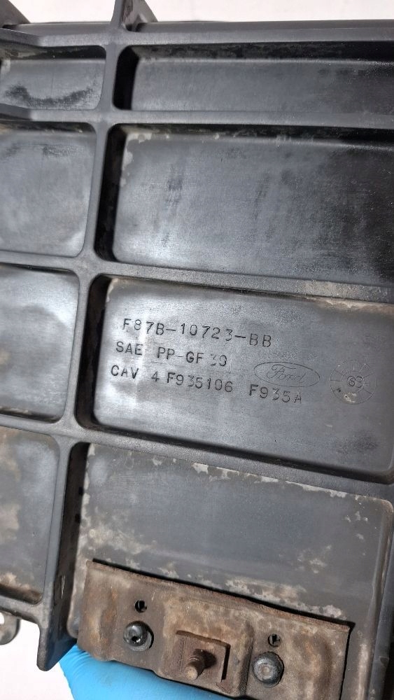 фото №7, Ford explorer 2000 полиця акумулятор