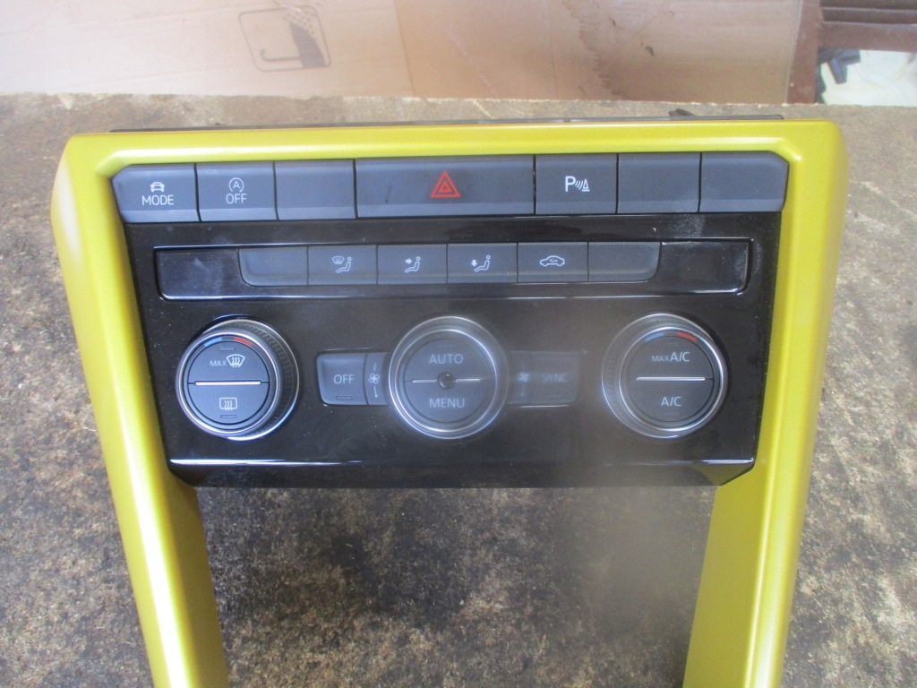 фото №2, Панель кондиционера рамка 5g0907044ct vw t-roc