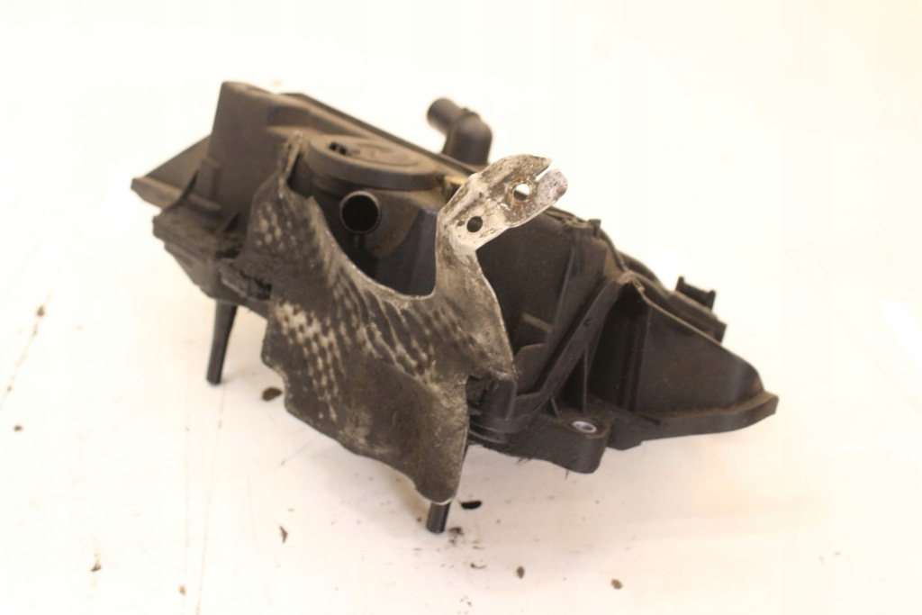 фото №4, Коллектор всасывающий вентиляция картера 118302761r renault trafic iii vivaro b 1.6 dci