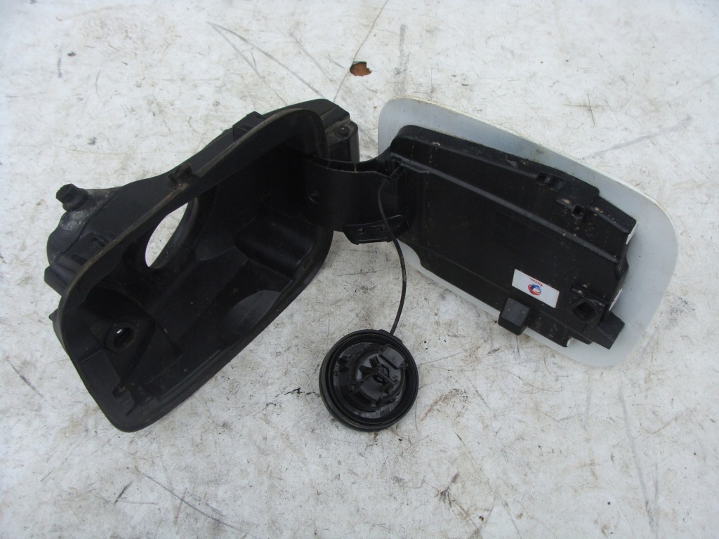 фото №1, Крышка заливной топлива крышка citroen c3 iii ewp