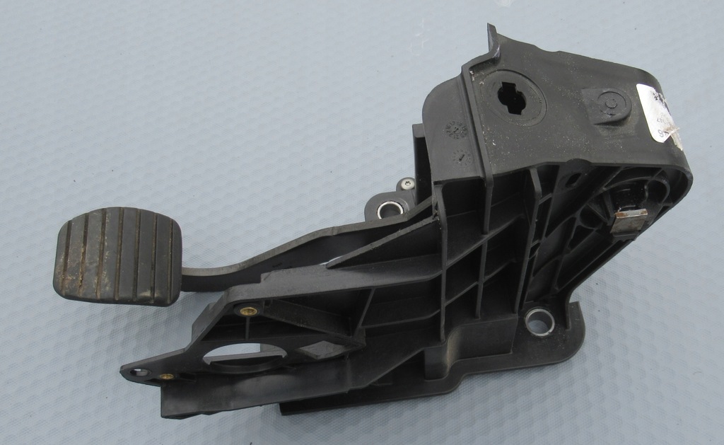 фото №1, Renault master iii педаль гальма основа 070108