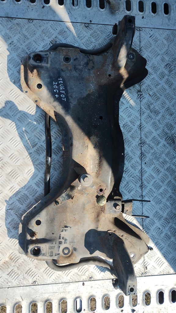 фото №1, Peugeot 206+ plus подрамник подрамник подрамник перед