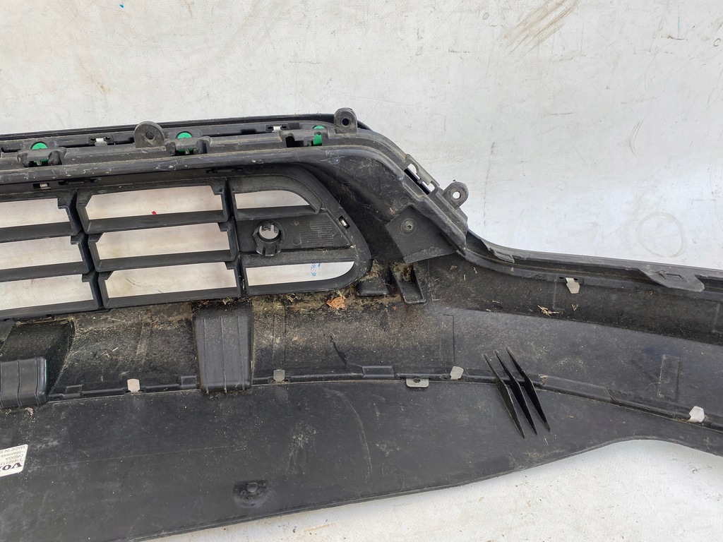 фото №13, Volvo xc40 essential 17- спойлер накладка бампера przó передняя