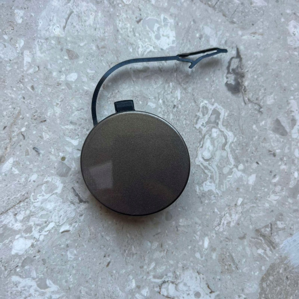 фото №1, Vw golf vii sportsvan заглушка бампера задняя 510807441a