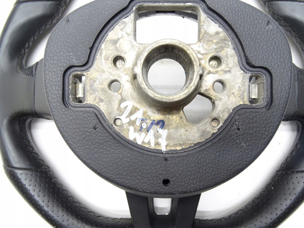 фото №10, Воздуховод кожа простроченная срезанная мультифункция vw scirocco iii 1k8419091t