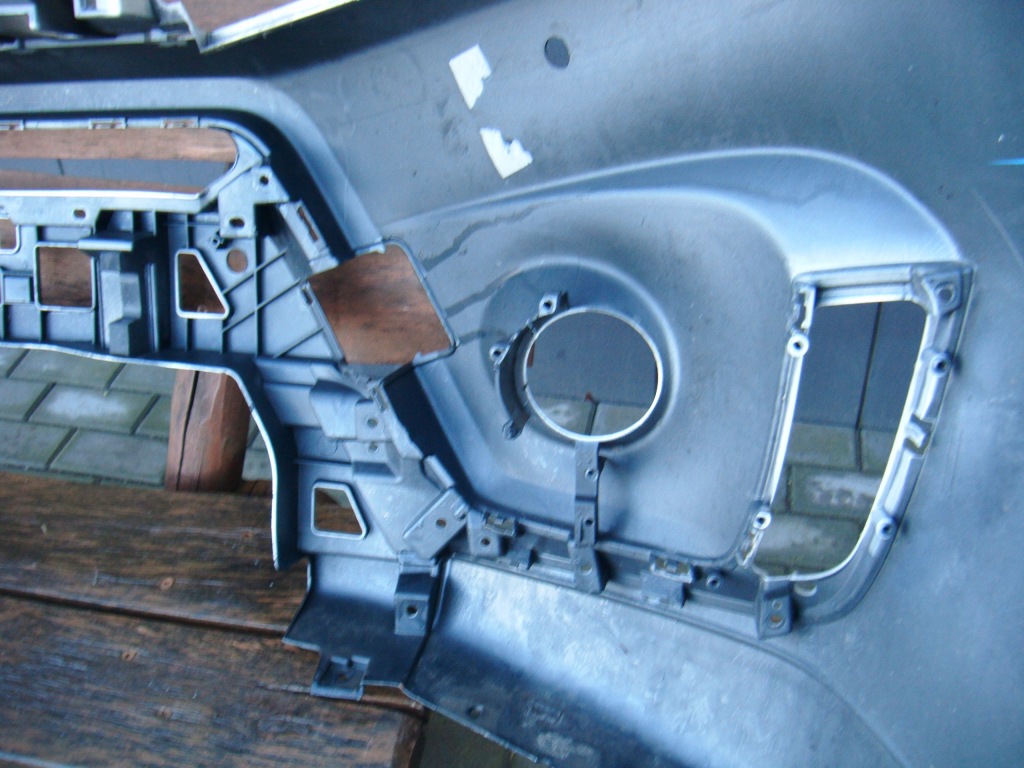 Suzuki vitara 3 iii lift 2015- бампер перед передний pdc 7171186r Оригинал