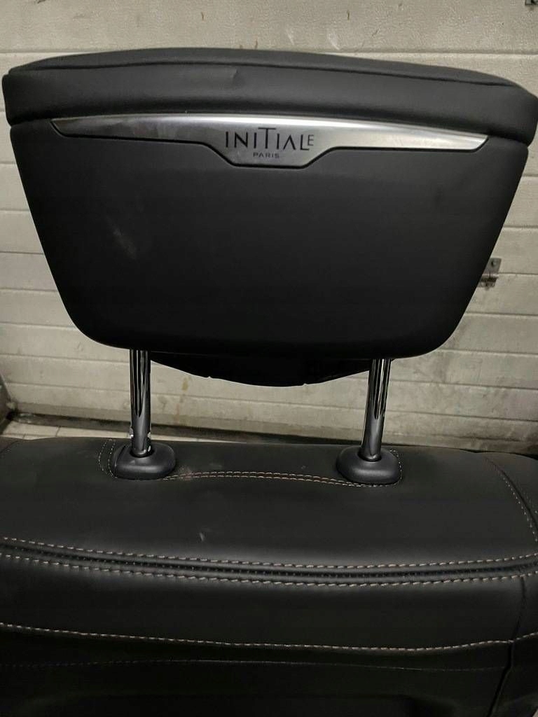 Сиденья заднее сиденье обшивки салон renault espace v рестайлинг  состояние как новый Киев