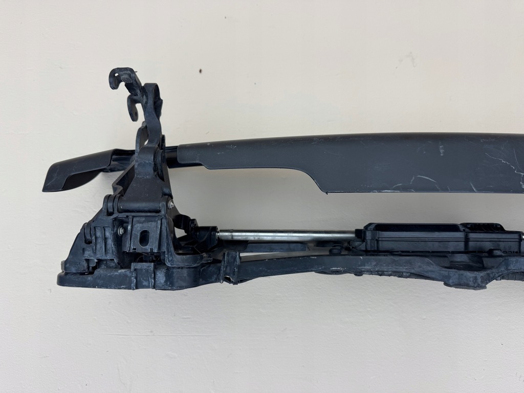 фото №10, Porsche cayenne iii 3 coupe 17r- механизм спойлер спойлер крышки 9y3971127