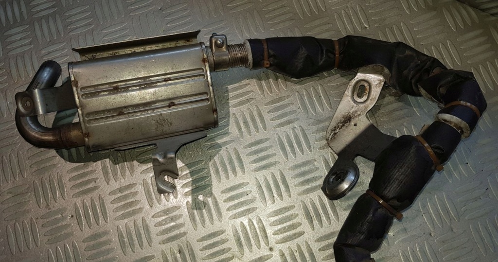 фото №3, Mercedes r w251 3.0 cdi гаситель труба webasto 2009r