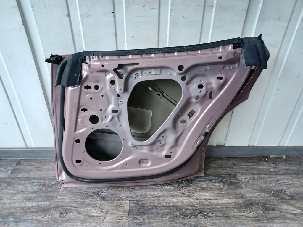 фото №8, Дверь ---- porsche taycan ---- задние правое