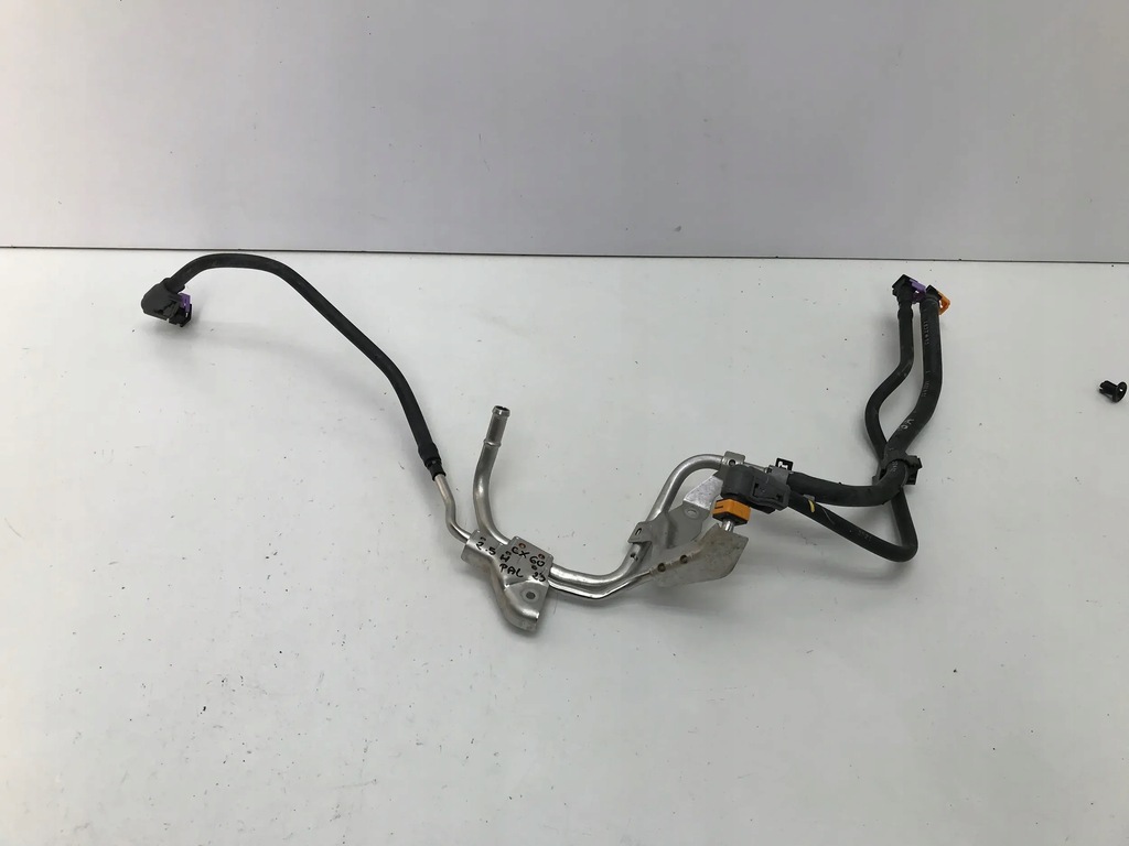 фото №1, Mazda cx-60 cx60 2023 2.5 гібрид труба шланг wąż пального