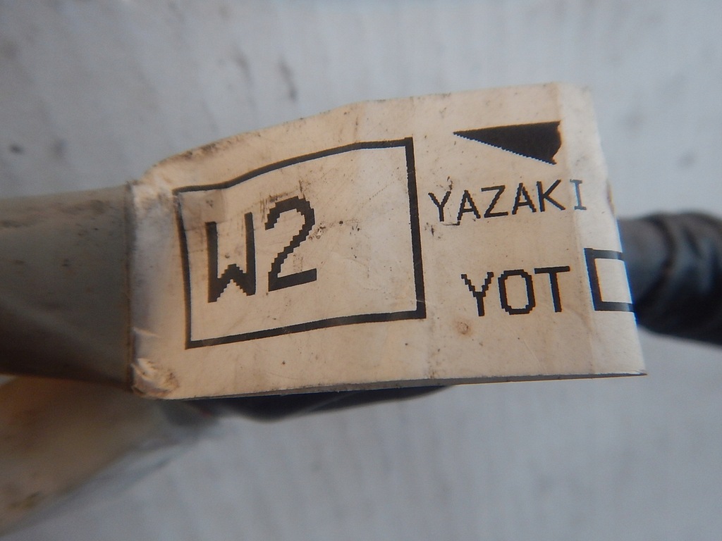 фото №3, Toyota corolla verso ii электропроводка дверь правый