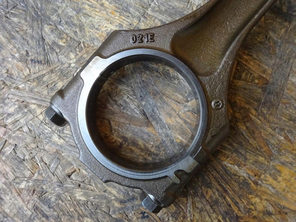 фото №8, Golf v r32 audi a3 8p tt 8j 3.2 v6 cbr cbrb bub поршень шатун mahle