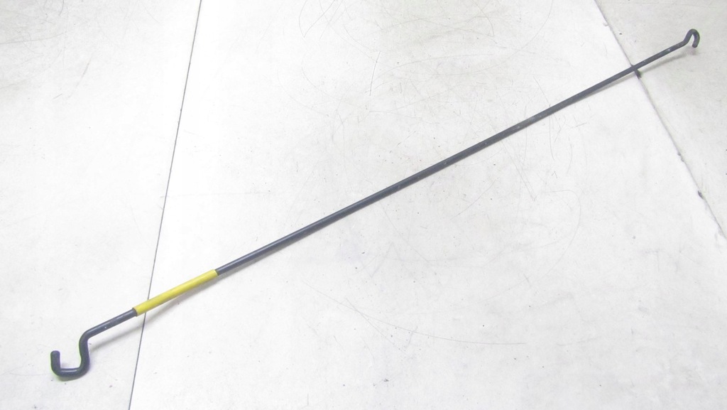 фото №1, Mercedes w176 стрижень дріт підпора капот 13-