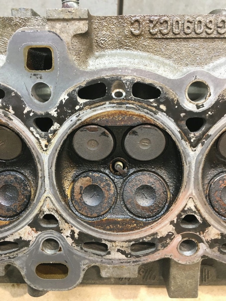 фото №12, Головка цилиндров валы fusion 1.4 16v fxja 1n1g6090c2c