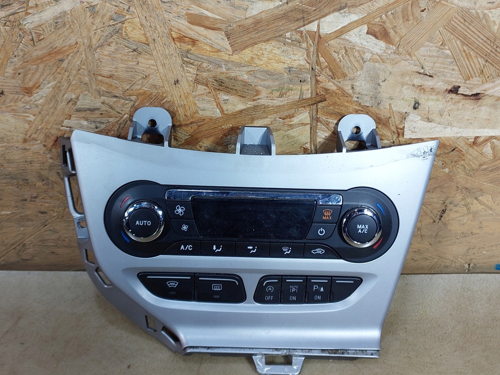 фото №1, Focus mk3 панель обдув bm5t18c612cj