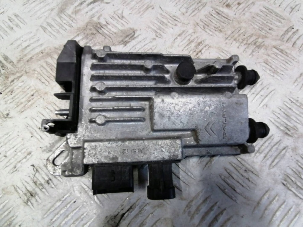 фото №1, Citroen c4 ii grand picasso модуль запуск стоп 9810858380