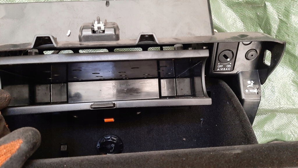 фото №8, Бардачок пасажира volkswagen passat b6