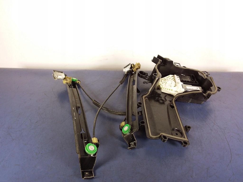 фото №1, Leon ii підйомник скло перед правий 1p0837402e