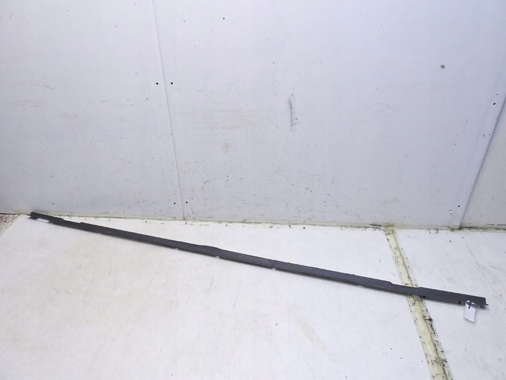 фото №8, Молдинг кронштейн поріг права sebring iii cabrio