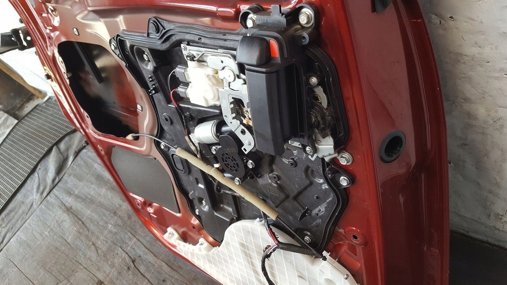 фото №11, Дверь задняя задние левая mazda 5 lift 32v