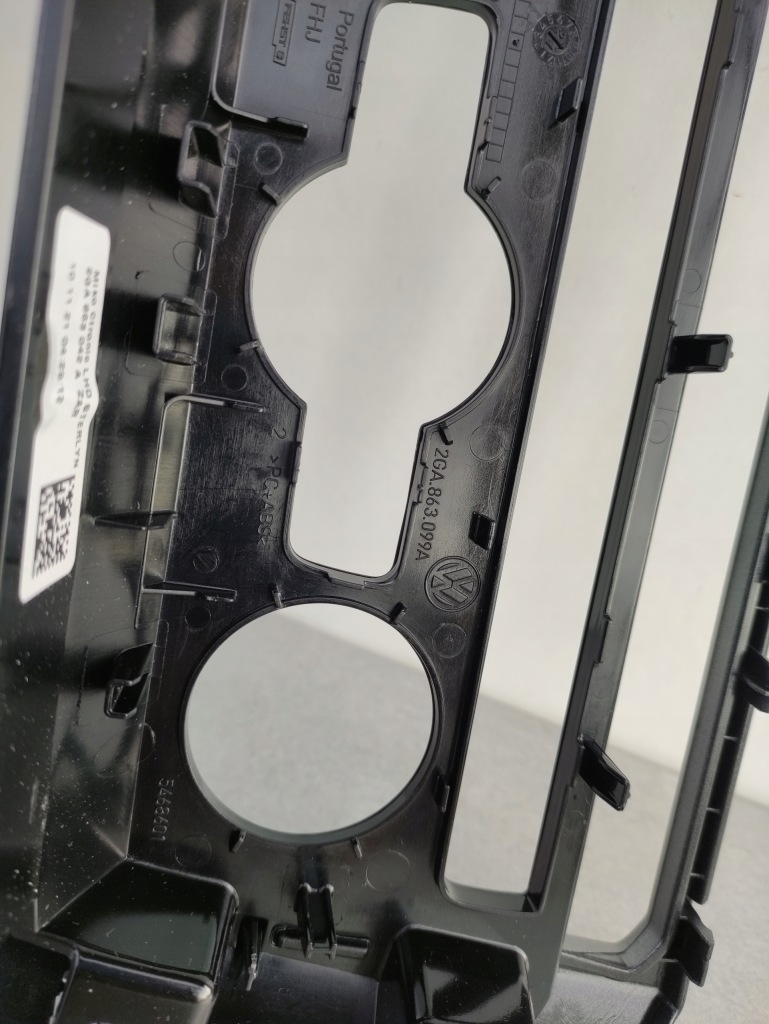 фото №4, Vw t-roc рамка консолі dekor корпус 2ga863099a pak22/034