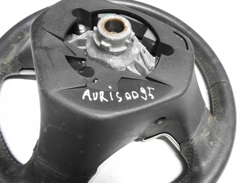 фото №9, Toyota auris i 06-09 5d воздуховод 57b0