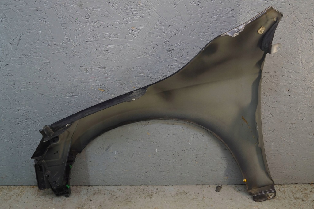 Volvo s60 2 v60 крила правий перед b3071 Зі Шроту