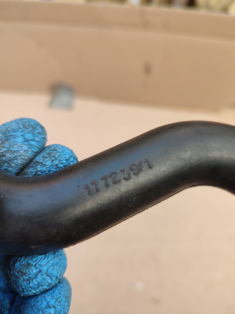 Труба вентиляция картера fiat bravo opel zafira 1.9 jtd 55186213 Недорого