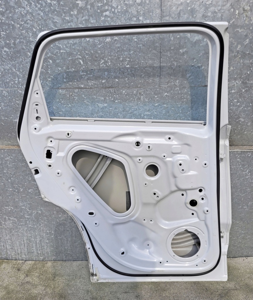 фото №10, Дверь левая задние skoda karoq 2016-